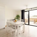 Modern & Sleek Flat | Terrace & Garage By Hostwise Porto